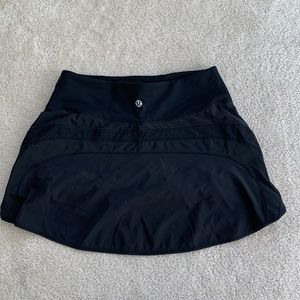 black lululemon tennis skirt